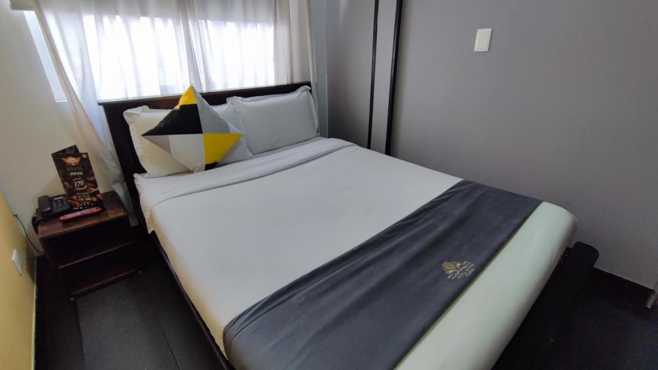 Hotel Rivera Deluxe โบโกตา ภายนอก รูปภาพ
