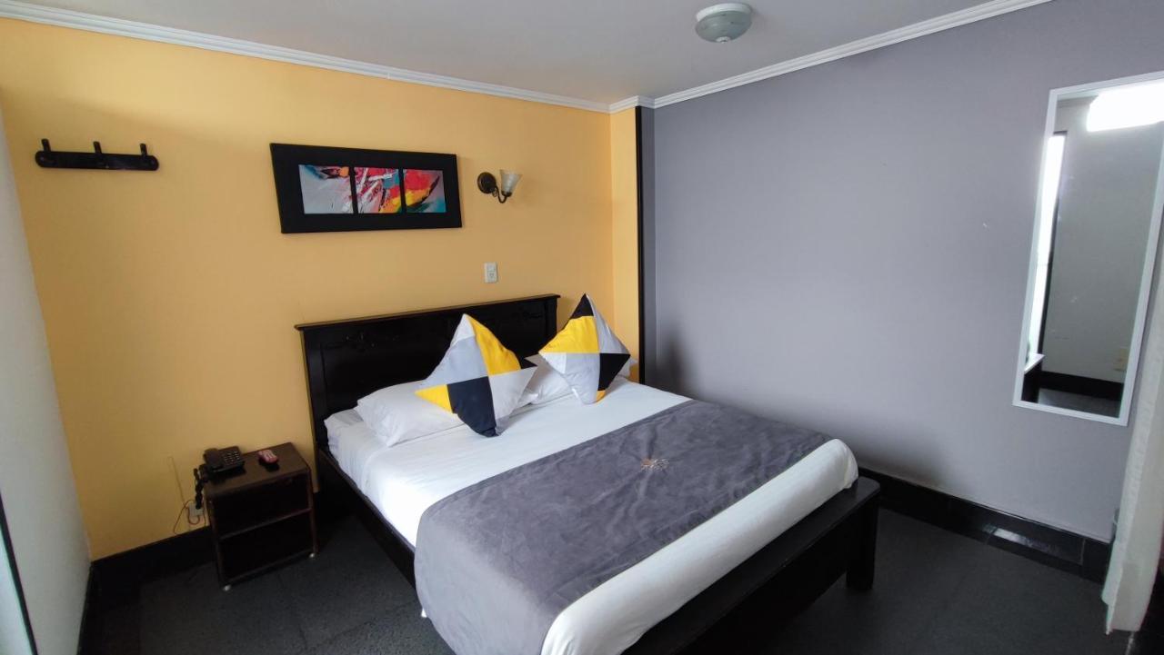 Hotel Rivera Deluxe โบโกตา ภายนอก รูปภาพ